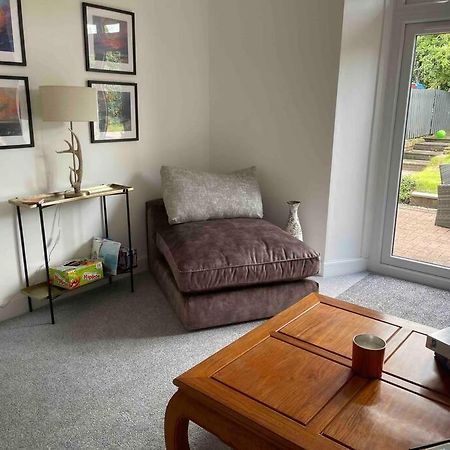 Fantastic Home In Brightons, Falkirk. Polmont Экстерьер фото