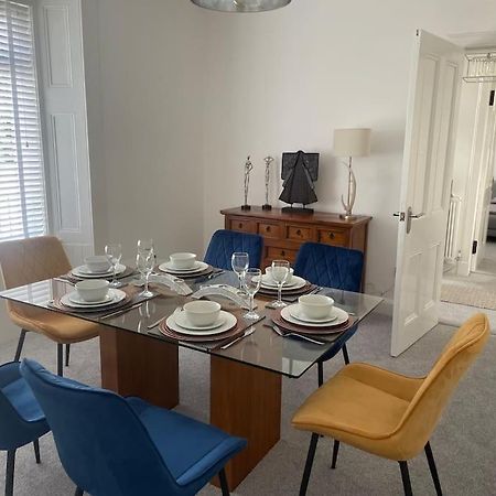 Fantastic Home In Brightons, Falkirk. Polmont Экстерьер фото